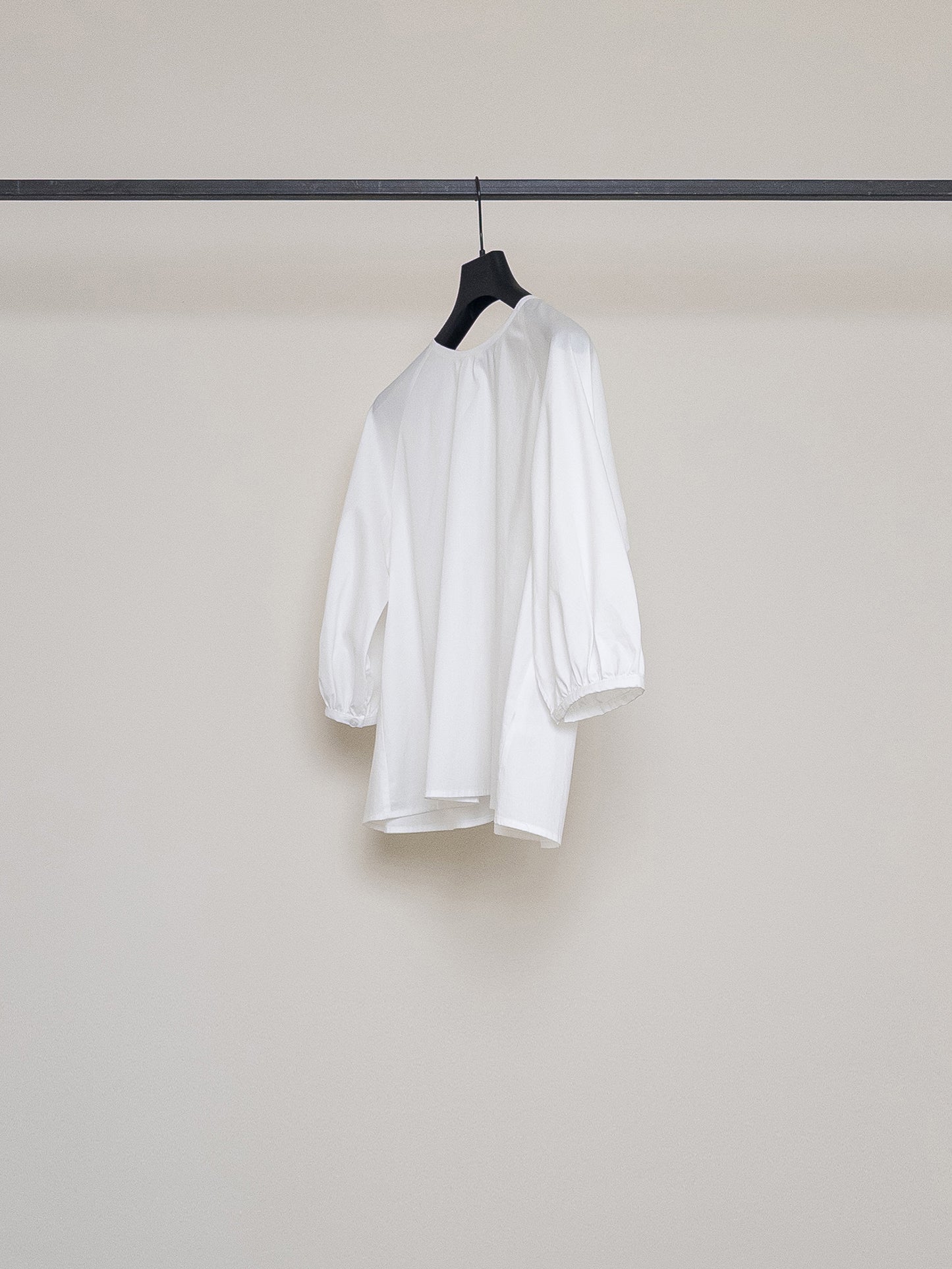 Hermes White